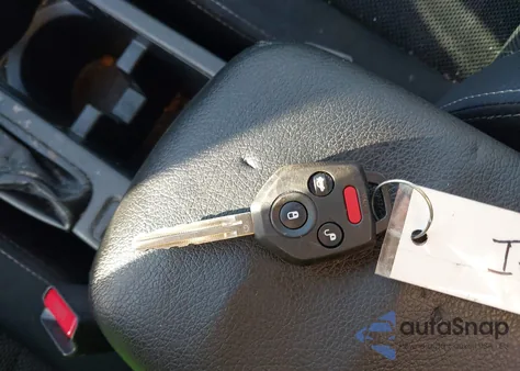 2015 Subaru Xv Crosstrek 2.0I Premium z USA, uszkodzony, nr VIN JF2GPADC2FH212558